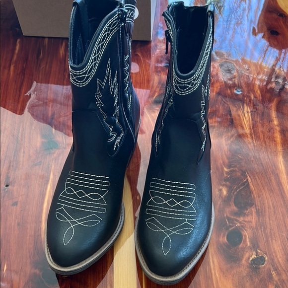 Matisse Shoes - Free People Black Western-Style Women's Boots